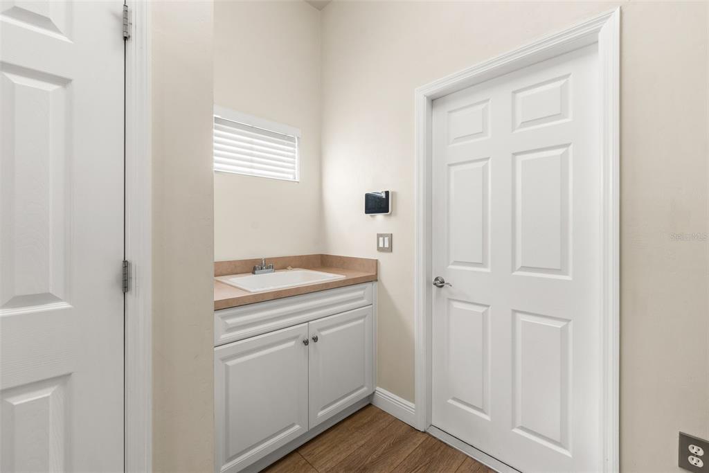 3737 Southwest 74th Drive Gainesville, FL 32608 - Photo 24 of 34