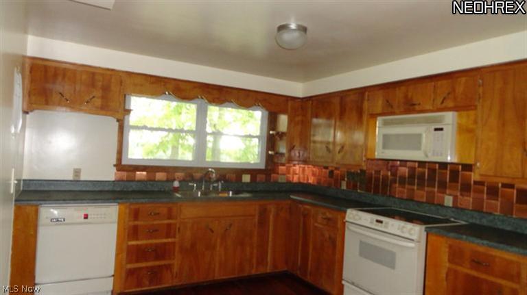 37865 Perry Grange Road Salem, OH 44460 - Photo 7 of 16 Gallery Image 7