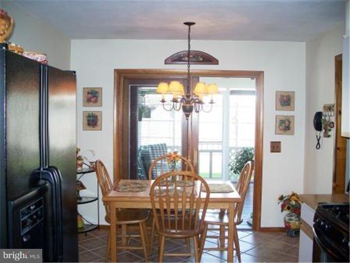 515 Drexel Road Fairless Hills, PA 19030 - Photo 11 of 24 Kitchen