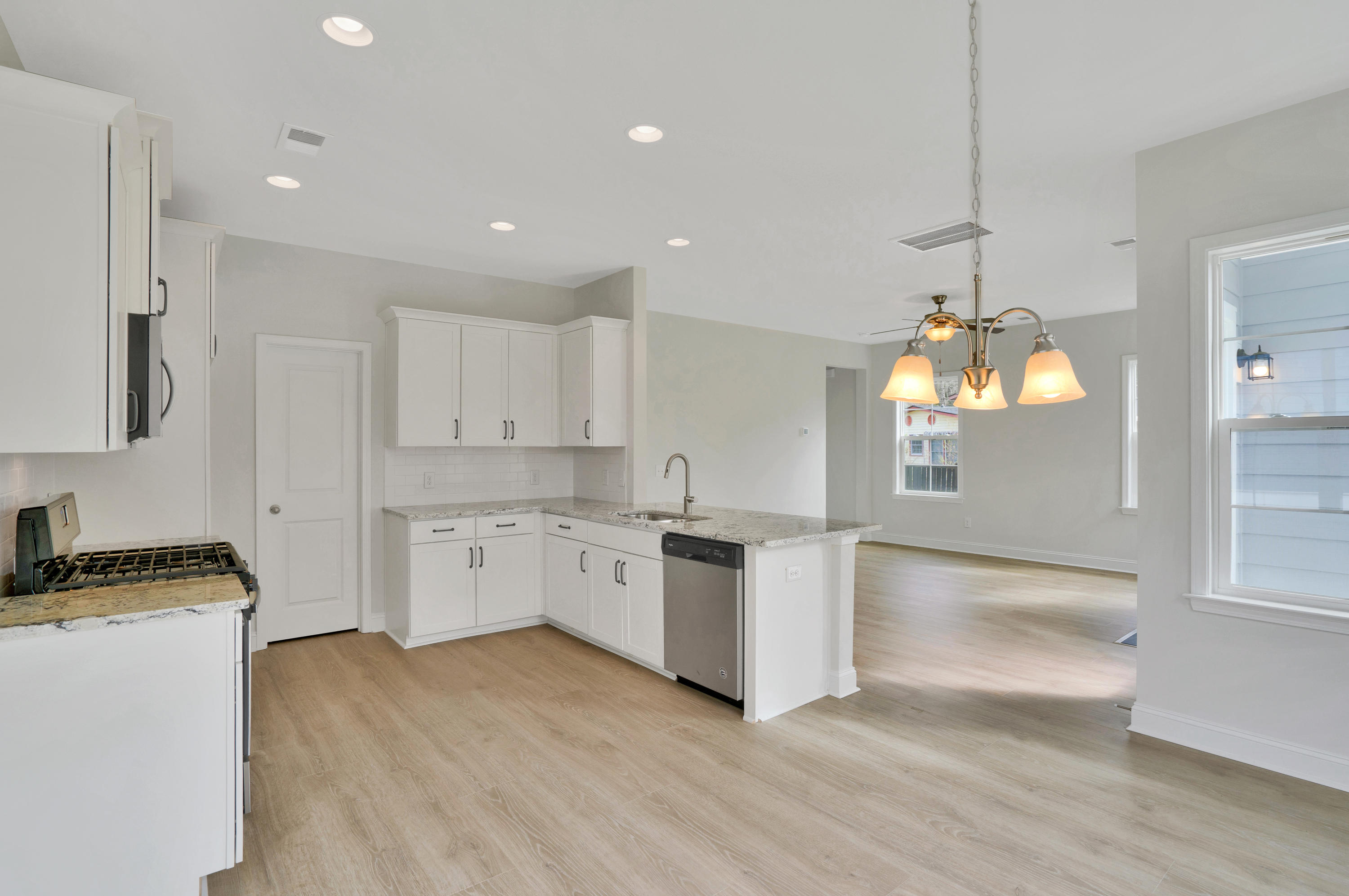 726 Sportsman Road Moncks Corner, SC 29461 - Photo 13 of 43 SDH05717
