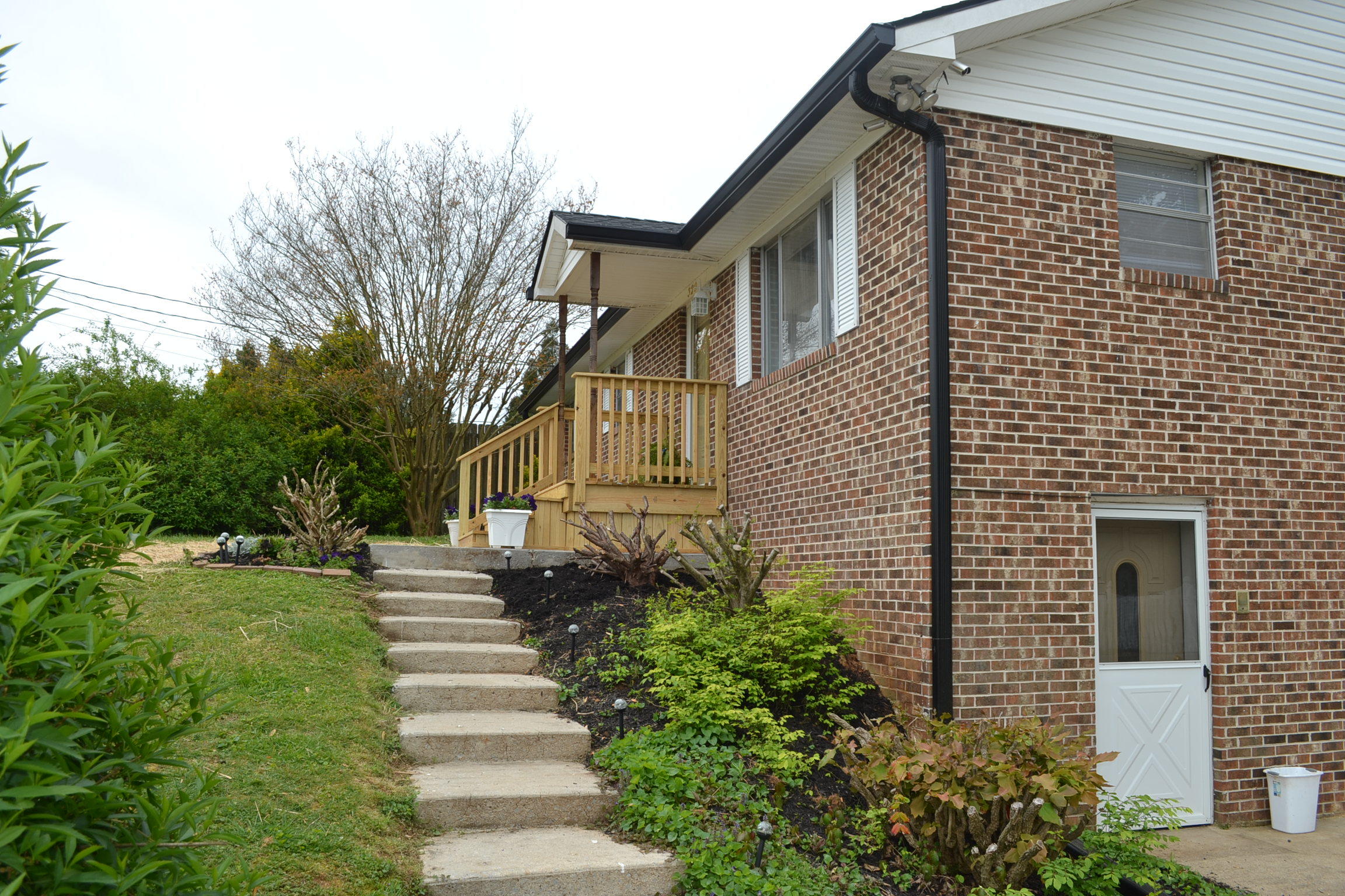 320 Walnut St Spring Spring City, TN 37381 - Photo 5 of 31 Bollant4