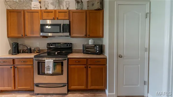 $329,900 | 29499 Walnut Hollow Drive, Wright City, MO 63390