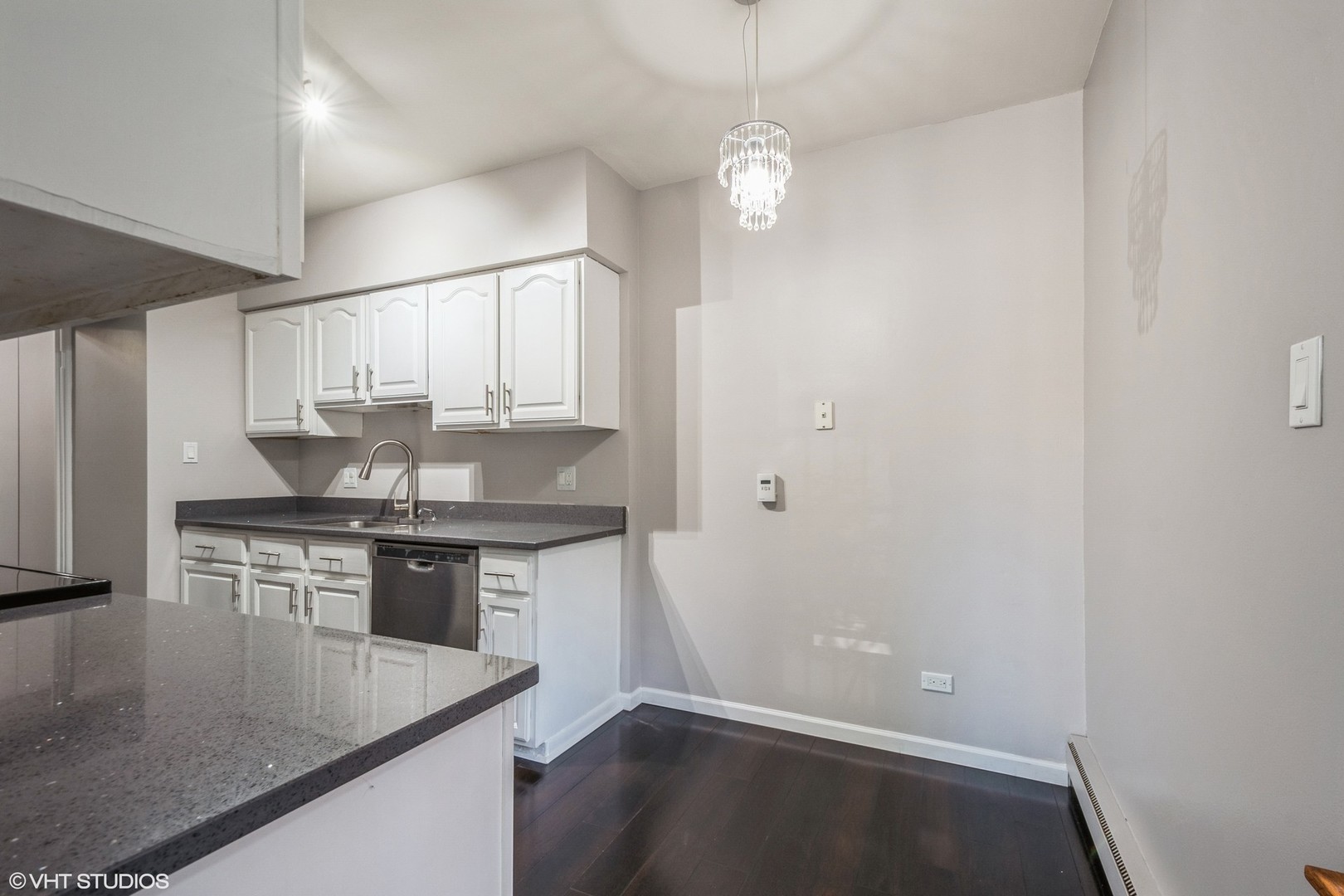 400 Main Street, Unit 2D Evanston, IL 60202 - Photo 11 of 18