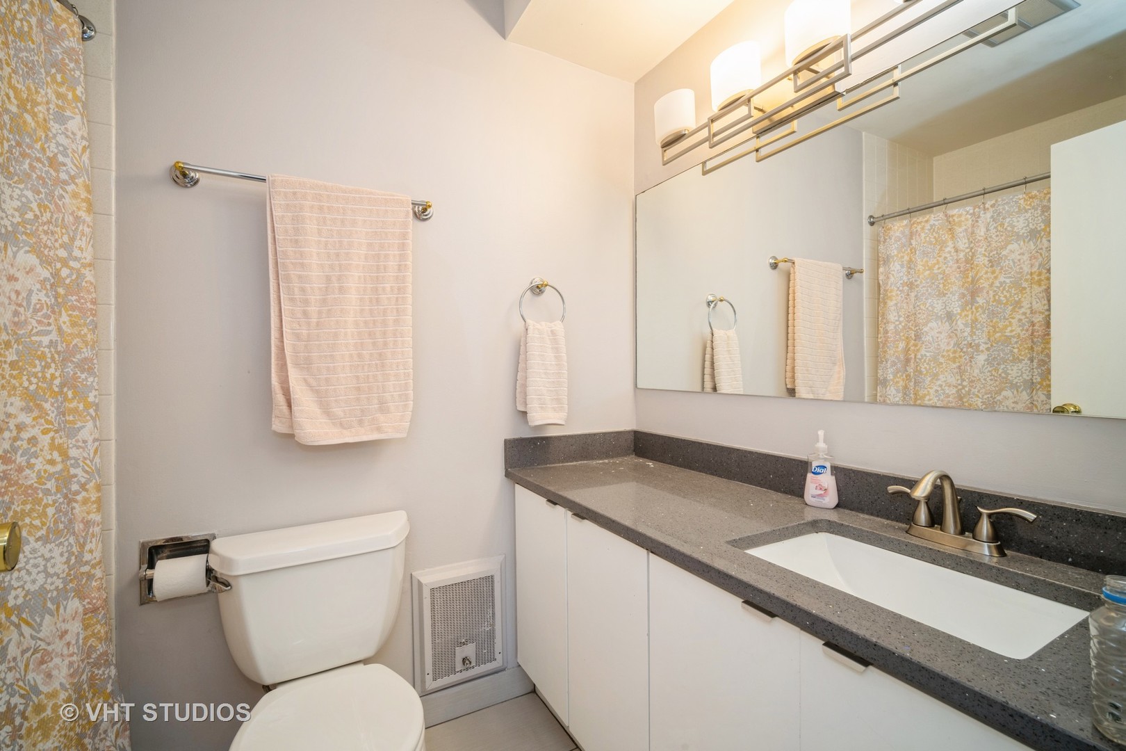400 Main Street, Unit 2D Evanston, IL 60202 - Photo 16 of 18