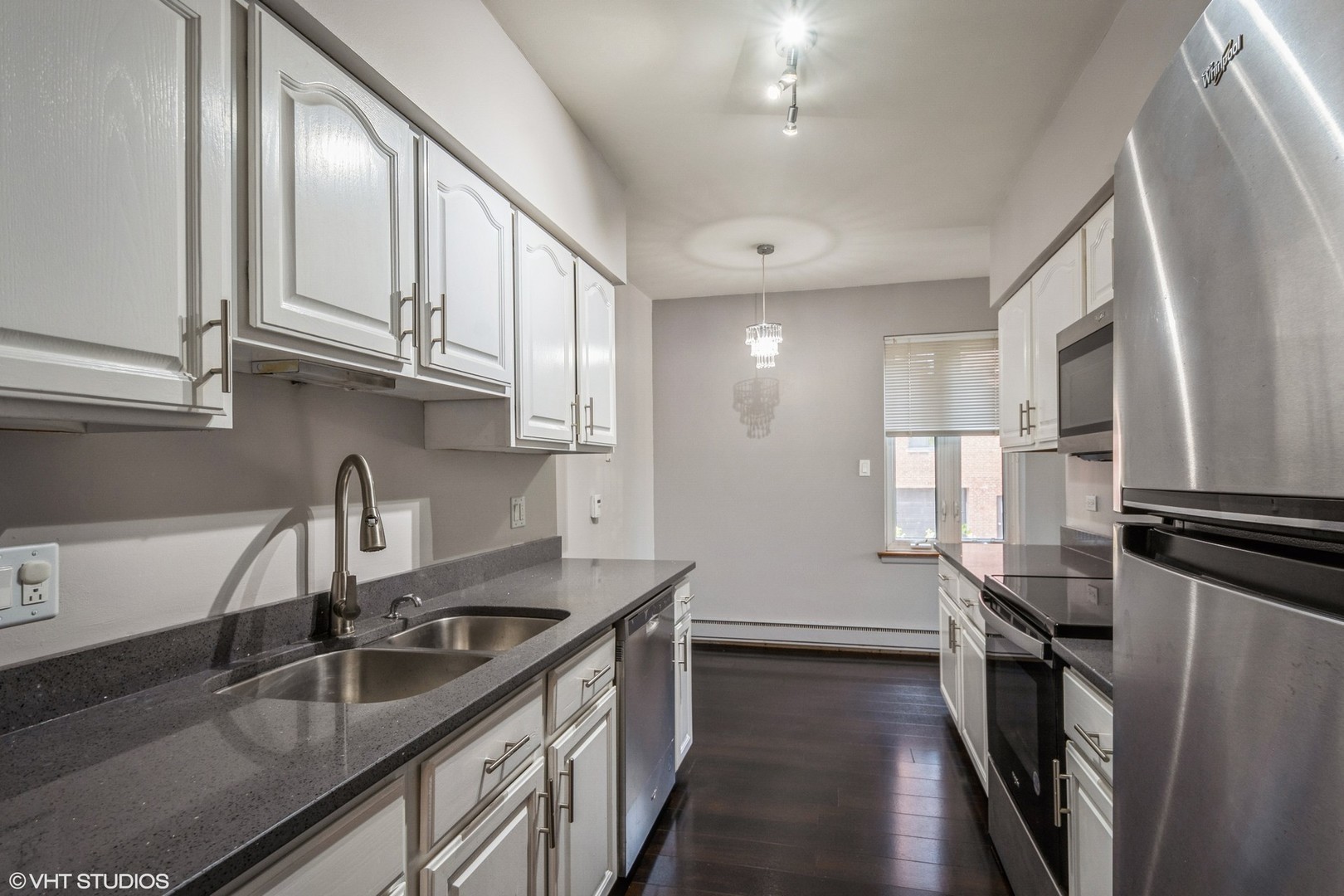 400 Main Street, Unit 2D Evanston, IL 60202 - Photo 10 of 18