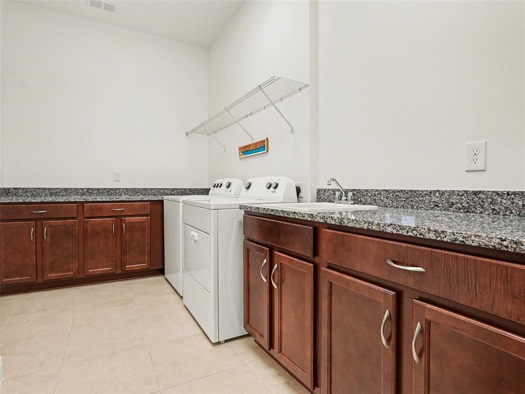 2520 Yellow Brick Road St. Cloud, FL 34772 - Photo 13 of 30