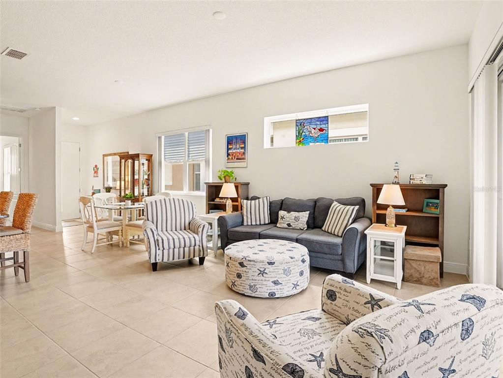 2520 Yellow Brick Road St. Cloud, FL 34772 - Photo 5 of 30