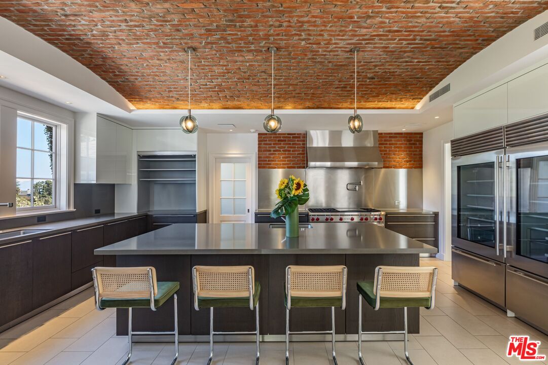 10911 Chalon Road Los Angeles, CA 90077 - Photo 22 of 43