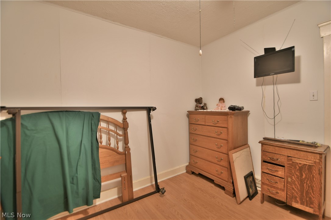 3903 Snow Road Cleveland, OH 44134 - Photo 11 of 26