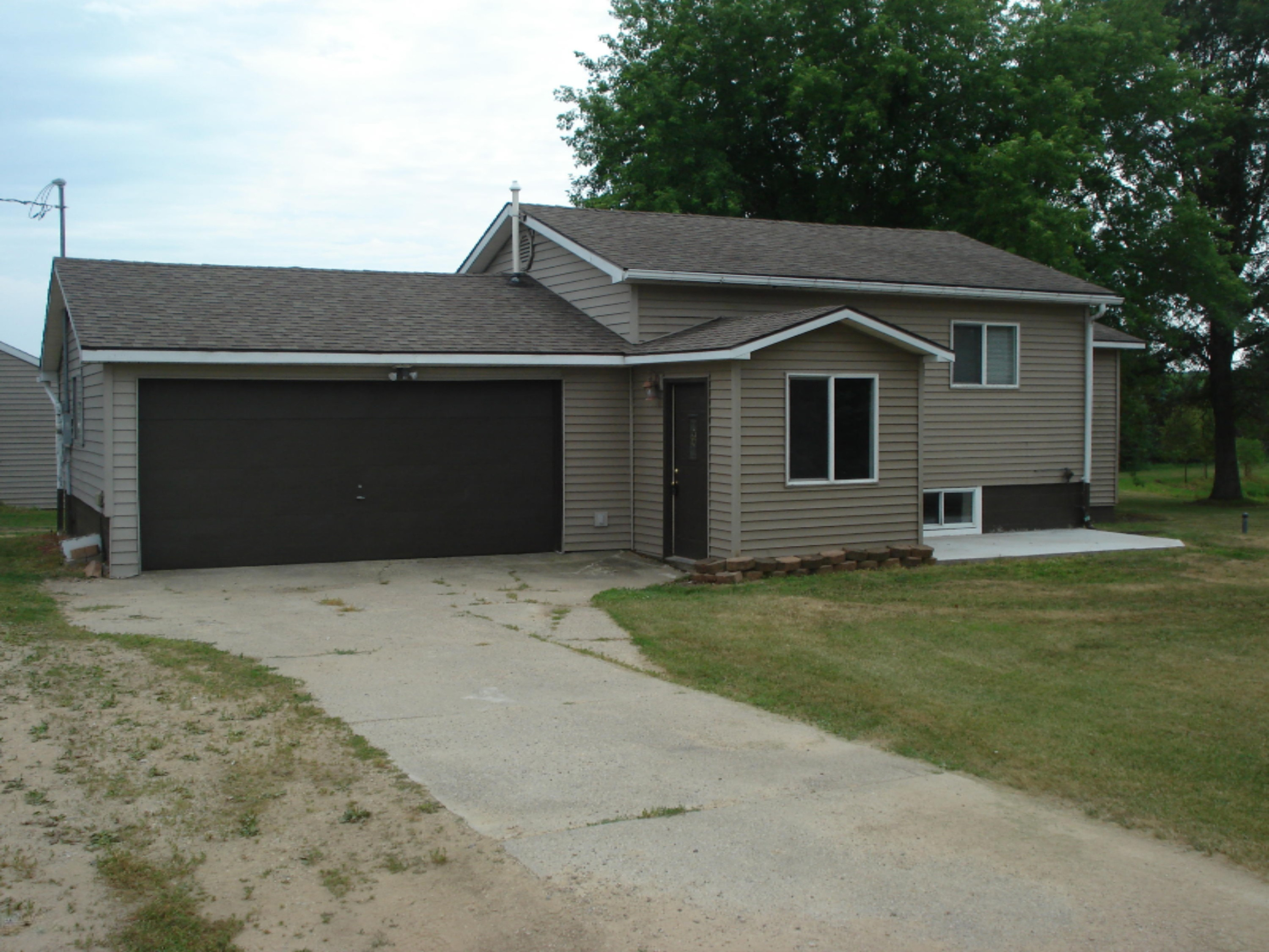4651 Hoover Road Barryton, MI 49305 - Photo 1 of 18 DSC04146