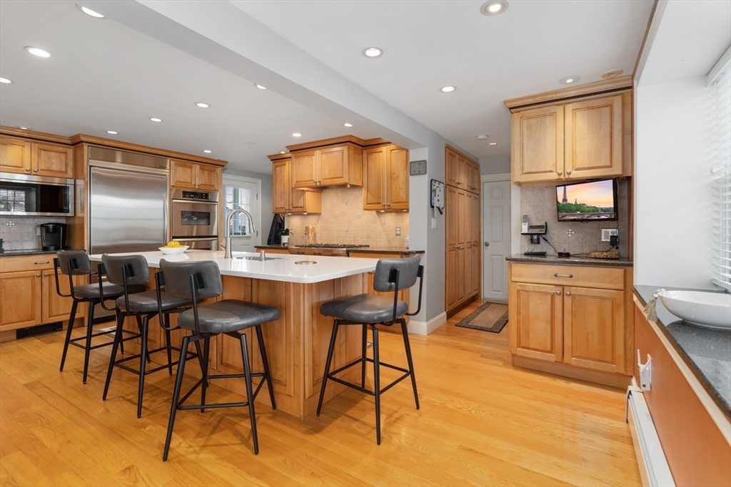 108 Pine Ridge Road Reading, MA 01867 - Photo 12 of 37 Gallery Image 12