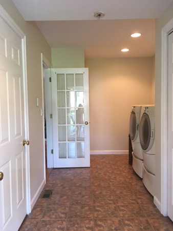 40 Fox Run Road Wrentham, MA 02093 - Photo 5 of 30 Gallery Image 5