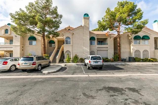 $268,000 | 2251 Wigwam Parkway, Unit 422, Henderson, NV 89074