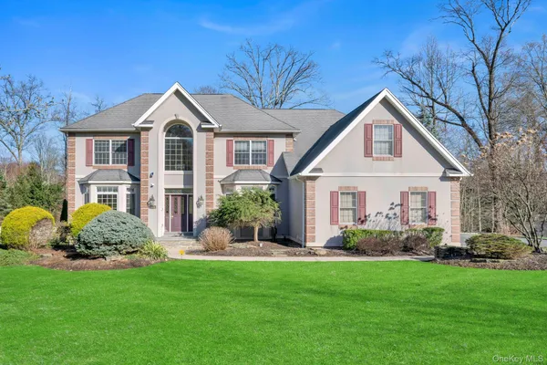 $1,699,000 | 25 Charnwood Drive, Suffern, NY 10901