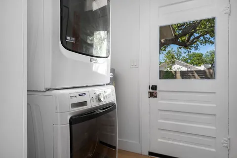 $675,000 | 510 North Orange Street, Fredericksburg, TX 78624