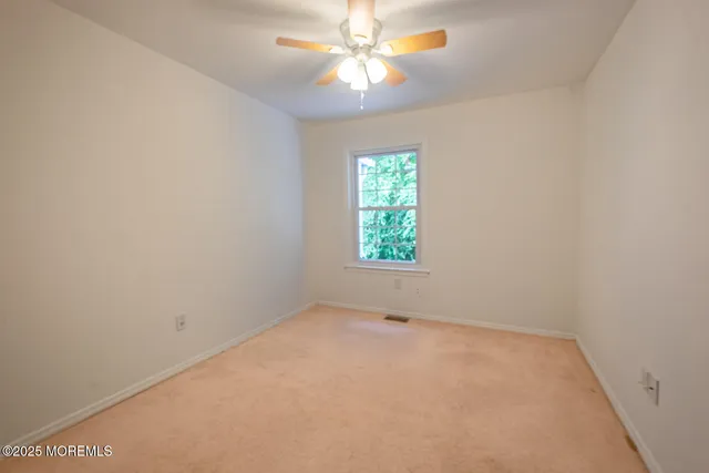 $499,000 | 90 Foxwood Place, Morganville, NJ 07751