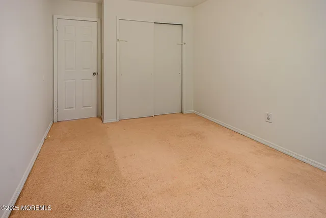 $499,000 | 90 Foxwood Place, Morganville, NJ 07751