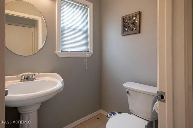 $499,000 | 90 Foxwood Place, Morganville, NJ 07751