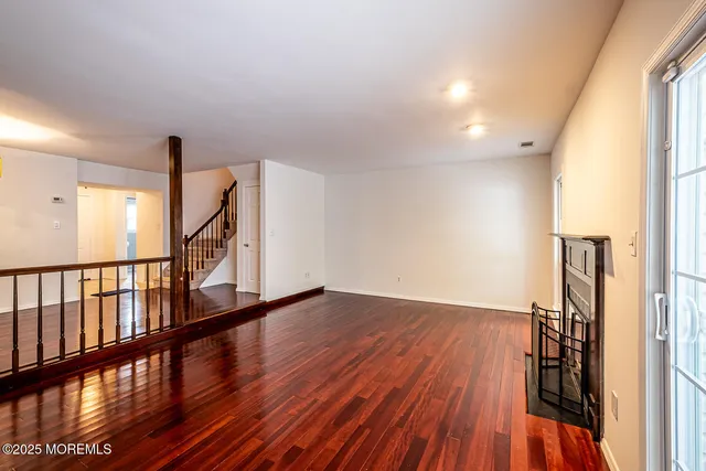 $499,000 | 90 Foxwood Place, Morganville, NJ 07751