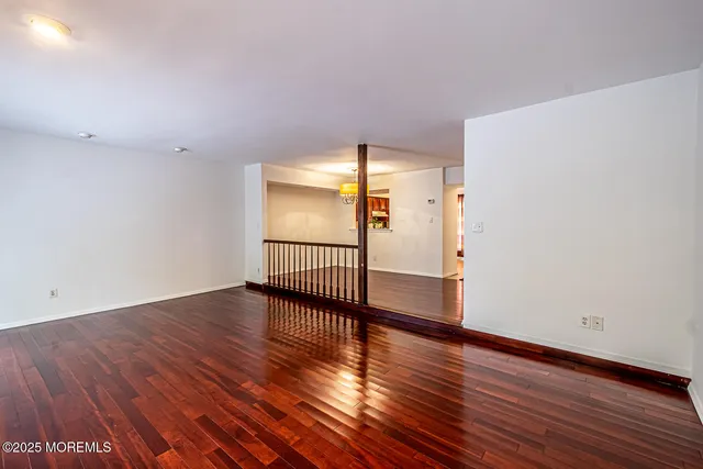 $499,000 | 90 Foxwood Place, Morganville, NJ 07751