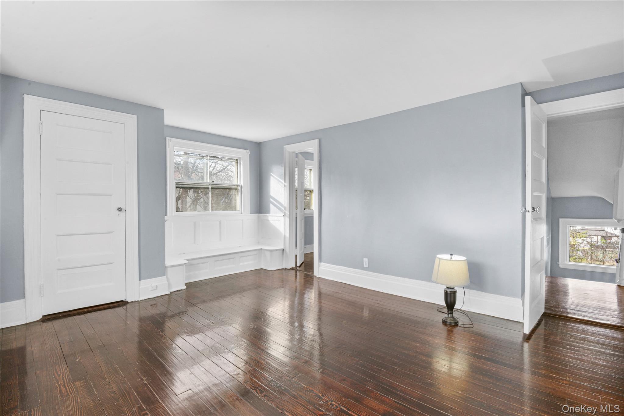 8 The Serpentine New Rochelle, NY 10801 - Photo 27 of 47 Bedroom