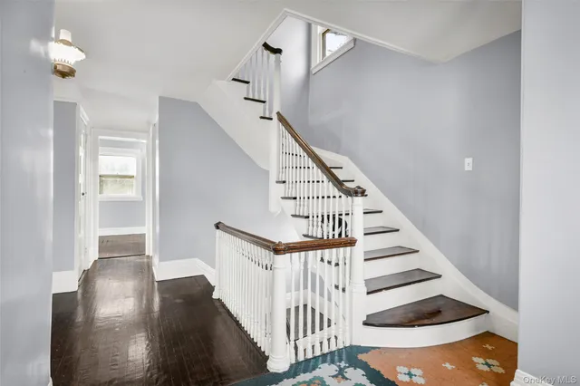 $849,000 | 8 The Serpentine, New Rochelle, NY 10801