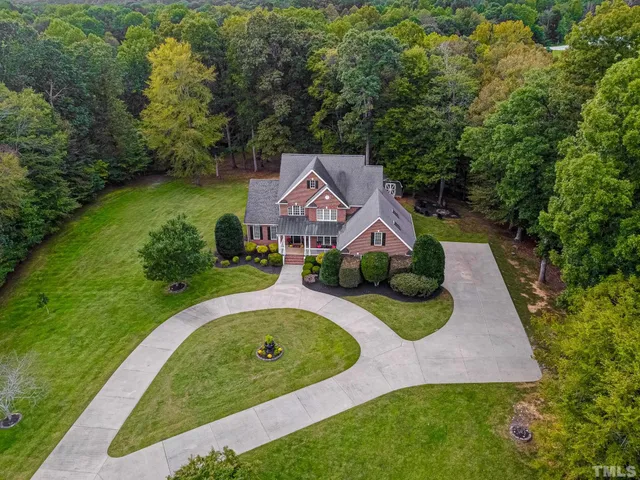 $775,000 | 2727 Cliff View Drive, Graham, NC 27253