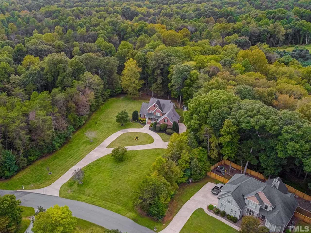 $775,000 | 2727 Cliff View Drive, Graham, NC 27253