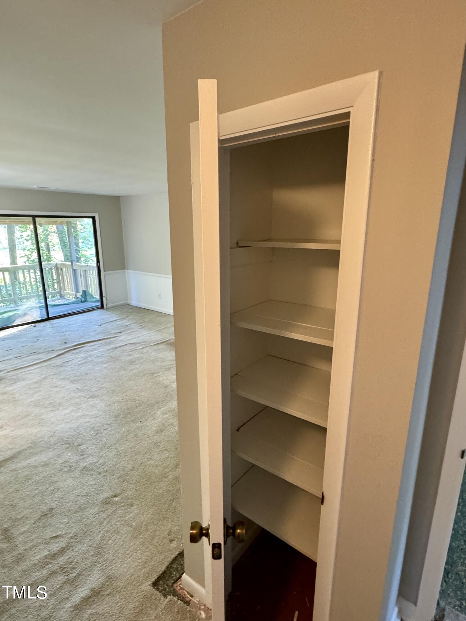660 Pine Ridge Place Raleigh, NC 27609 - Photo 9 of 24 IMG_9918