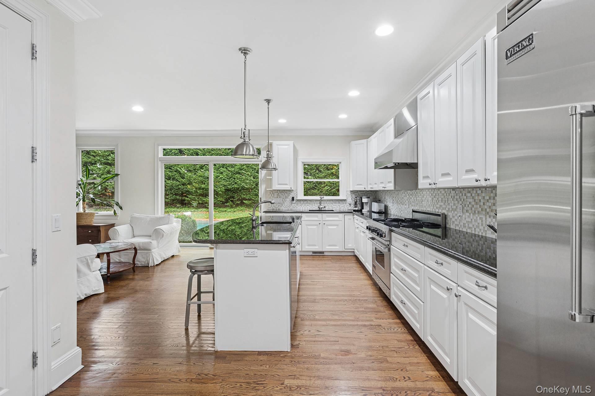 10 Bayview Road Southampton, NY 11968 - Photo 15 of 31