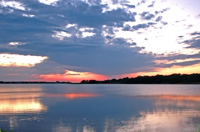 a view of an outdoor space with seating area