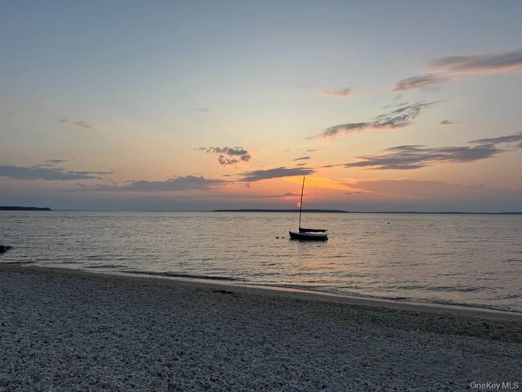 10 Bayview Road Southampton, NY 11968 - Photo 36 of 39 a view of beach and ocean