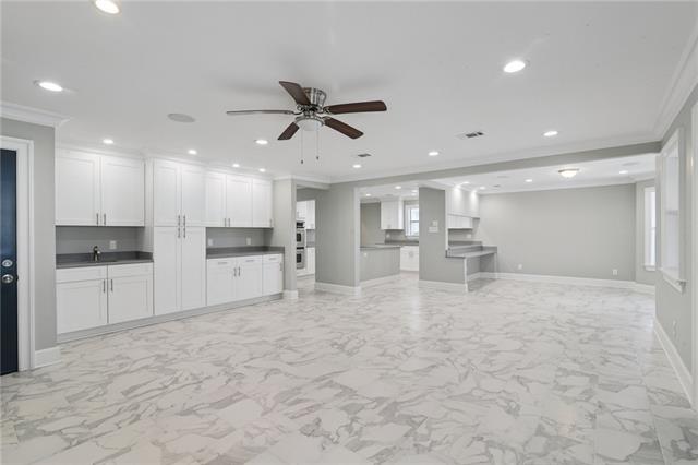4886 Fran Lane Barataria, LA 70036 - Photo 3 of 31