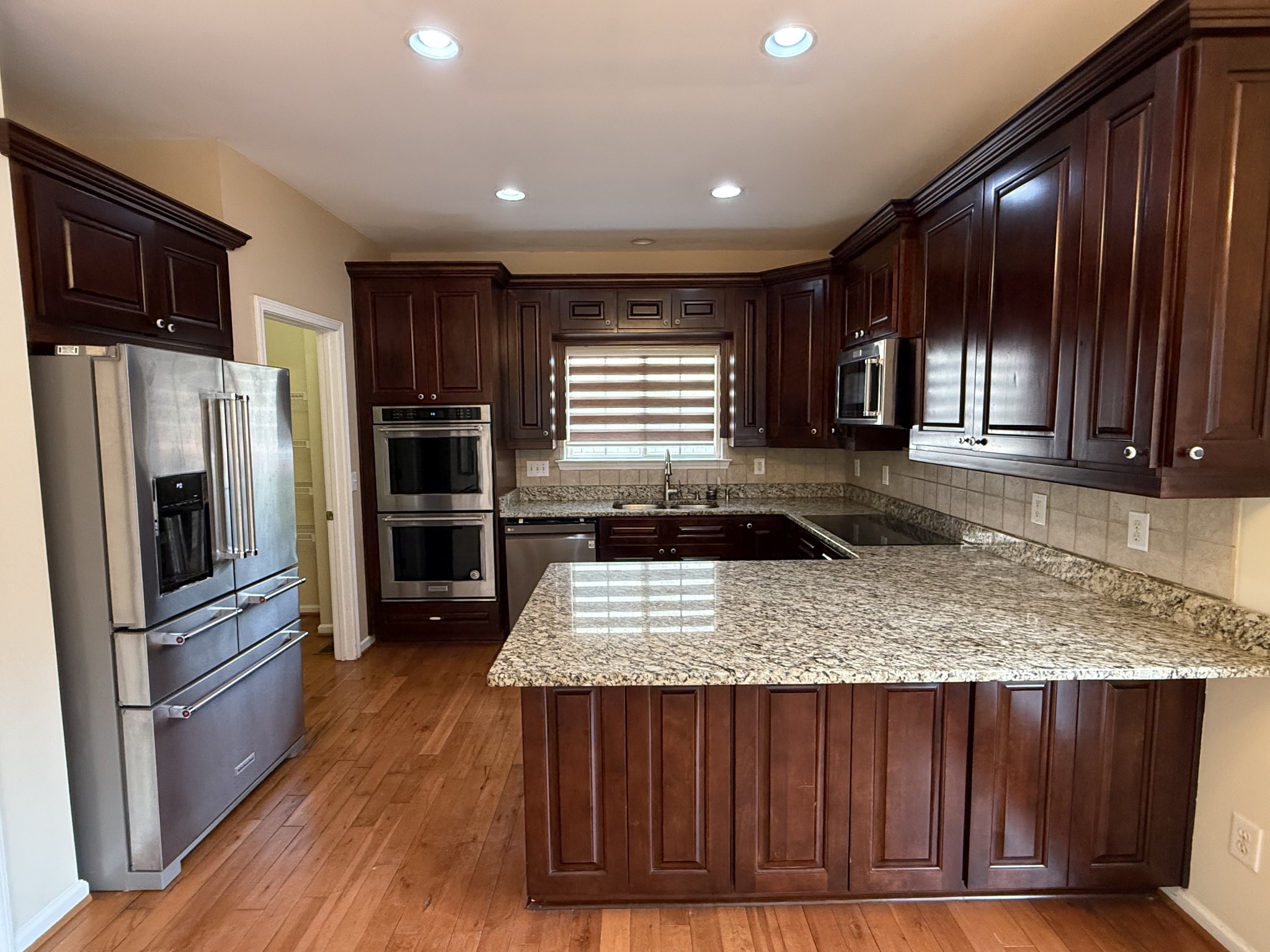 8049 Poplarwood Road Nashville, TN 37221 - Photo 17 of 35