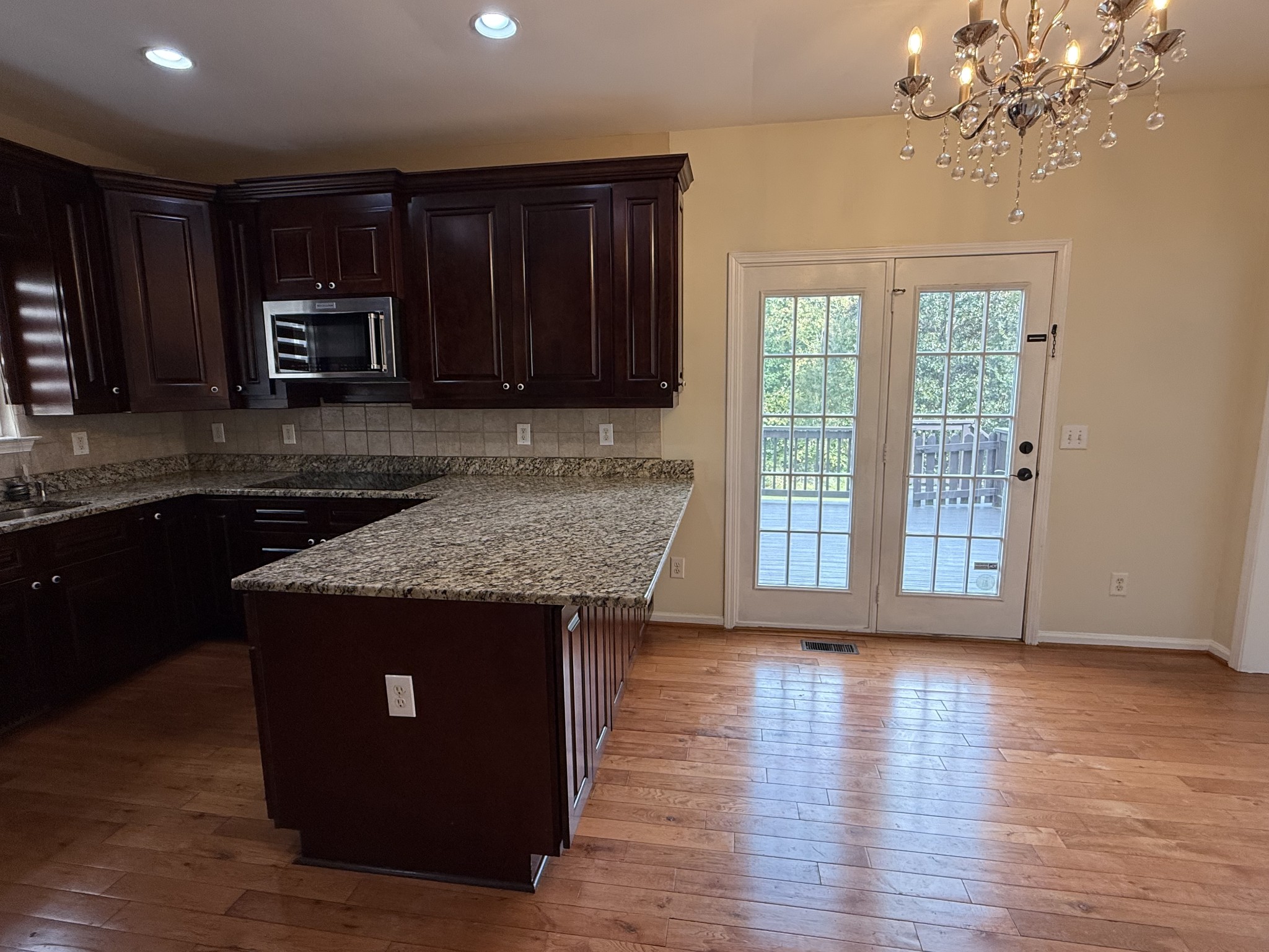 8049 Poplarwood Road Nashville, TN 37221 - Photo 18 of 35