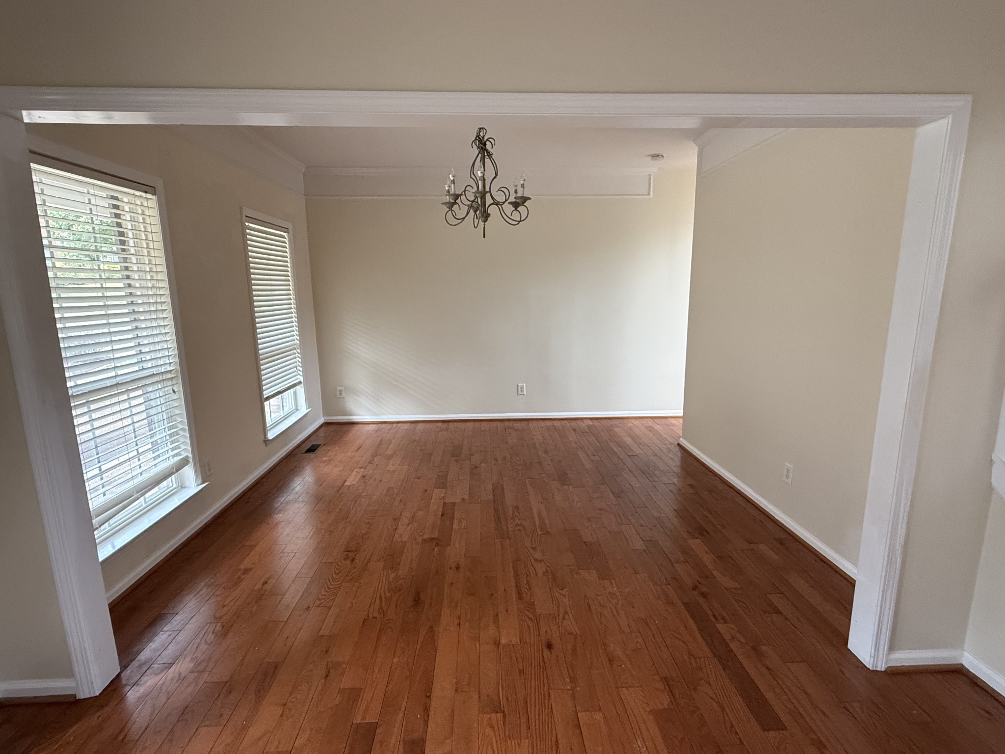 8049 Poplarwood Road Nashville, TN 37221 - Photo 10 of 35