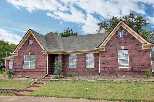$350,000 | 237 Vista Ridge Drive, Collierville, TN 38017