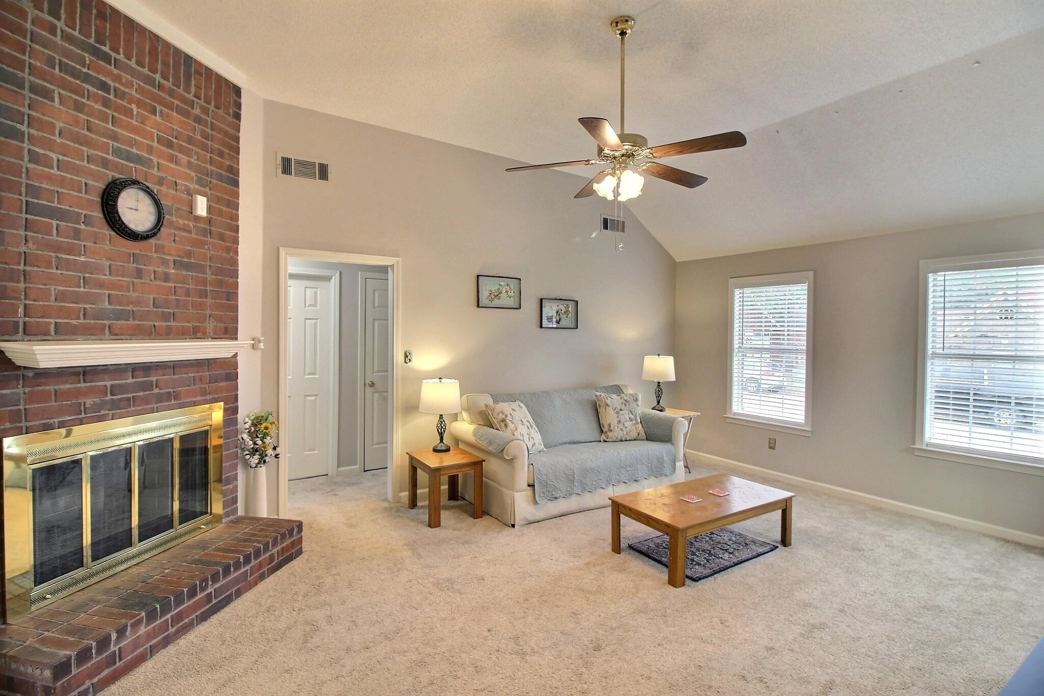 237 Vista Ridge Drive Collierville, TN 38017 - Photo 4 of 17
