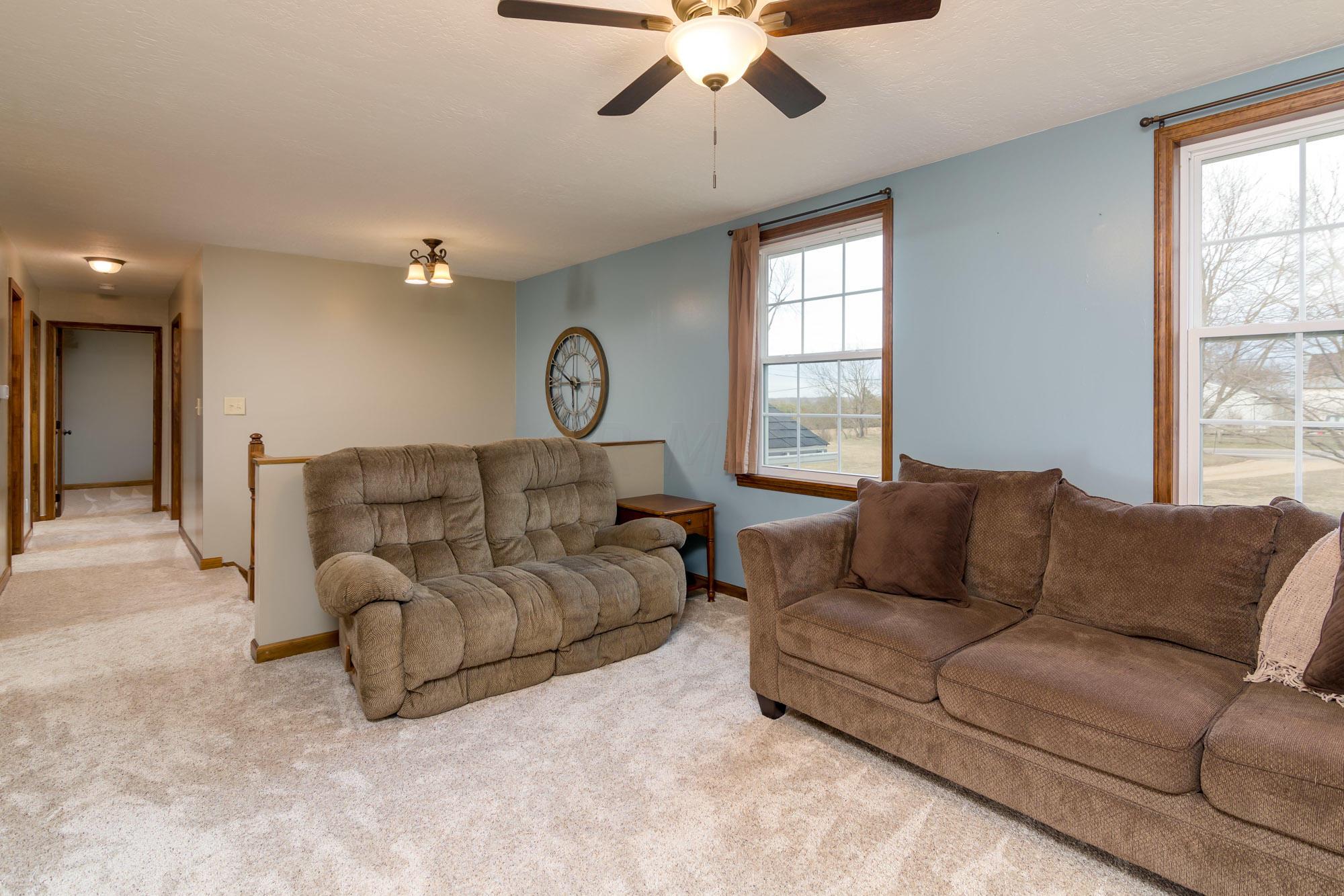 6345 Granville Road Mount Vernon, OH 43050 - Photo 4 of 24 Gallery Image 4