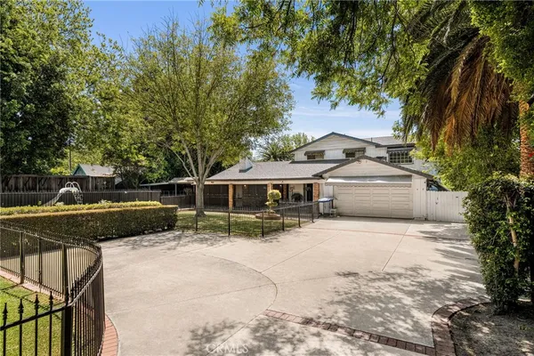 $2,900,000 | 440 West Main Street, Tustin, CA 92780