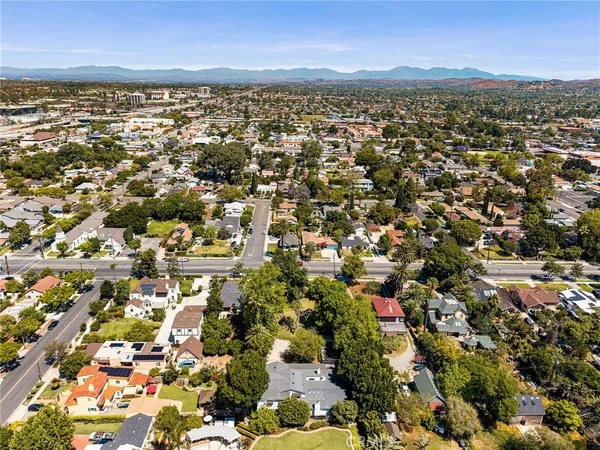 $2,900,000 | 440 West Main Street, Tustin, CA 92780
