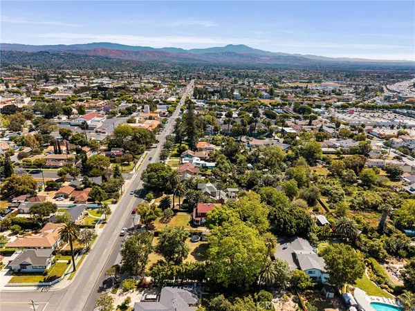 $2,900,000 | 440 West Main Street, Tustin, CA 92780