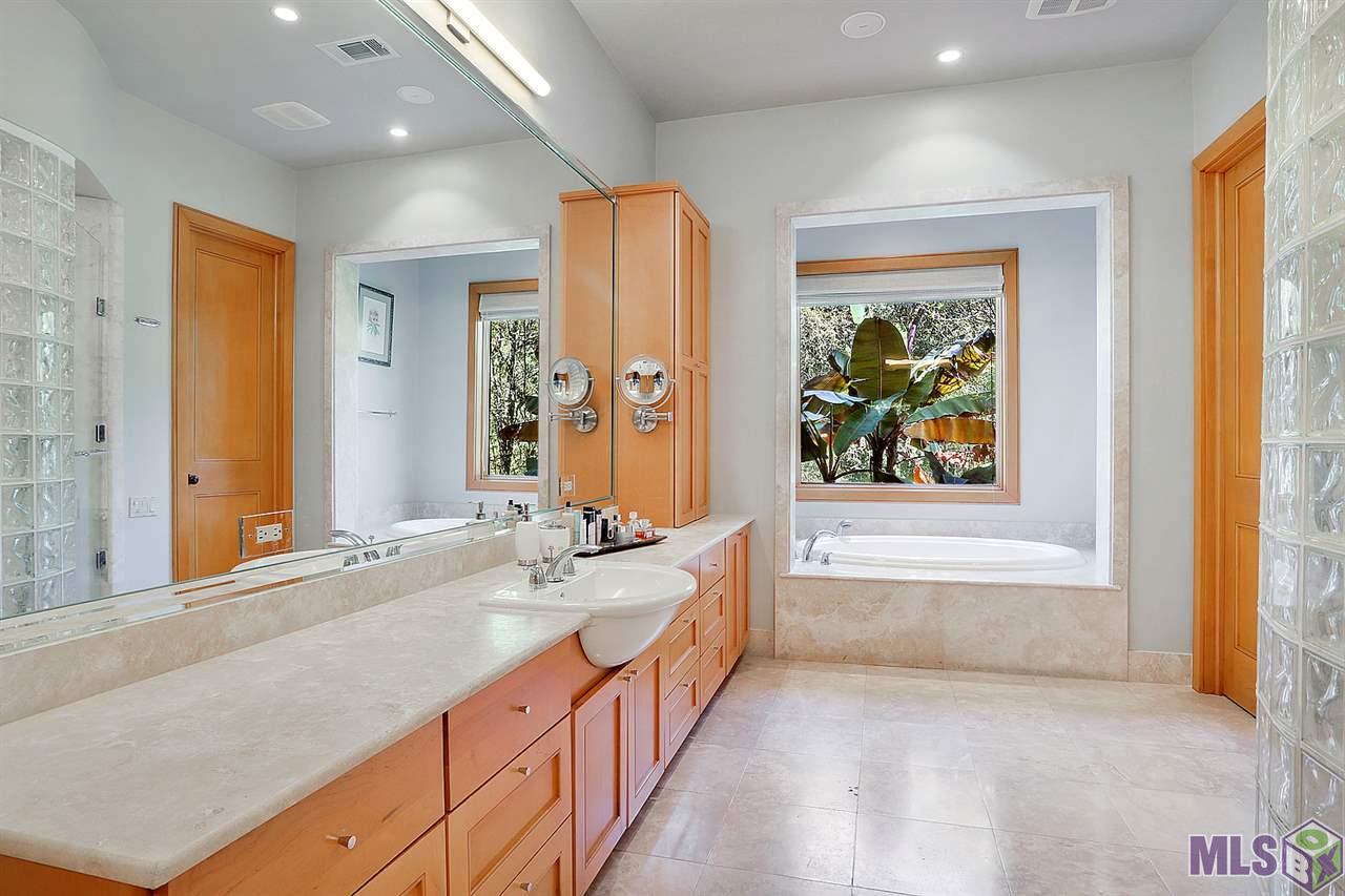 9923 East Myrtle View Court Baton Rouge, LA 70810 - Photo 22 of 40 Gallery Image 22
