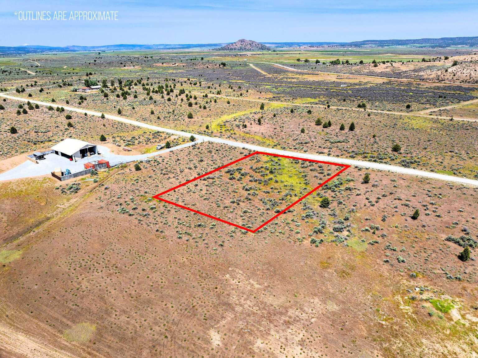 137 Drake Road Alturas, CA 96101 - Photo 14 of 16 a view of an ocean