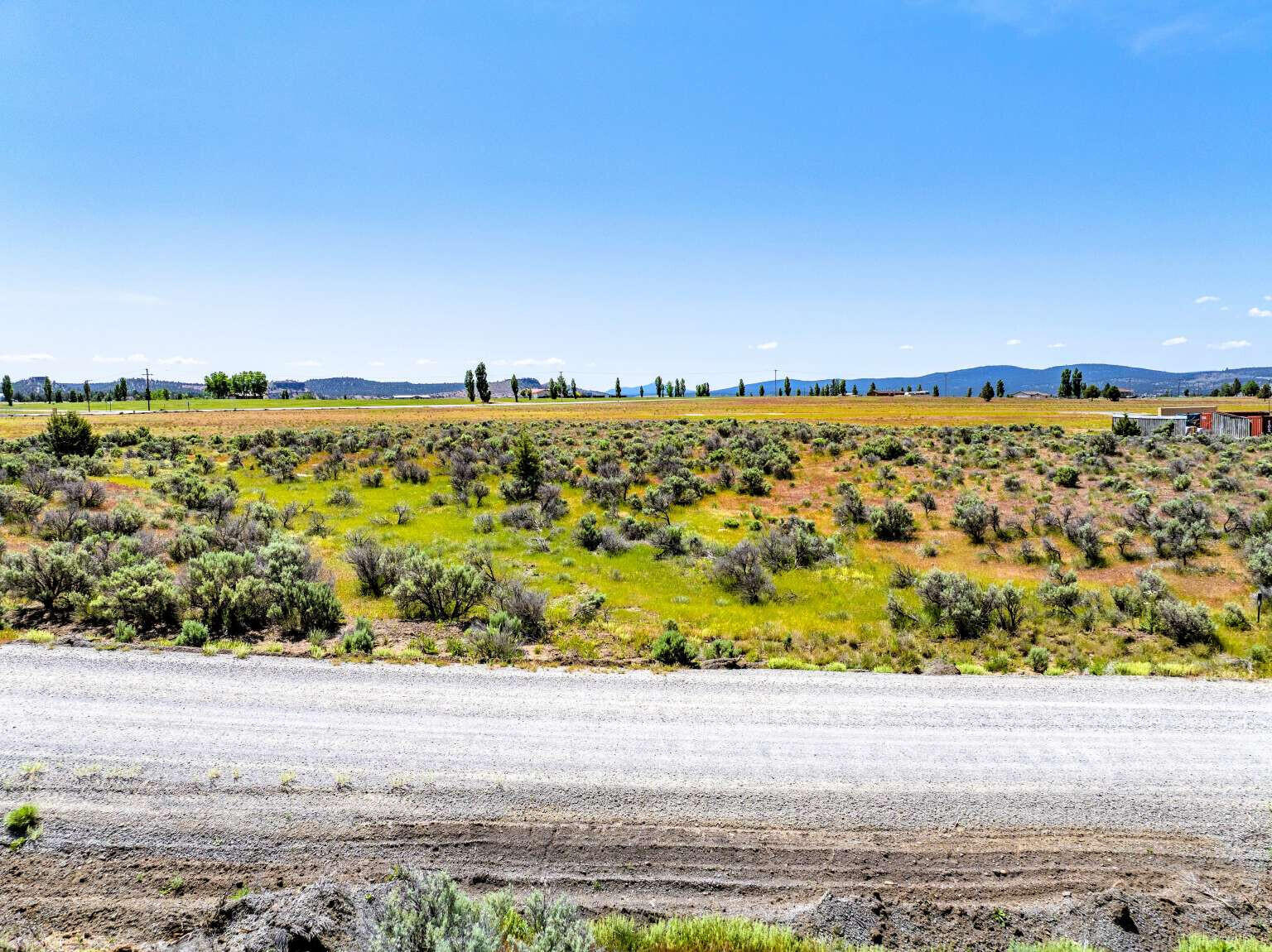 137 Drake Road Alturas, CA 96101 - Photo 5 of 16 a view of lake view