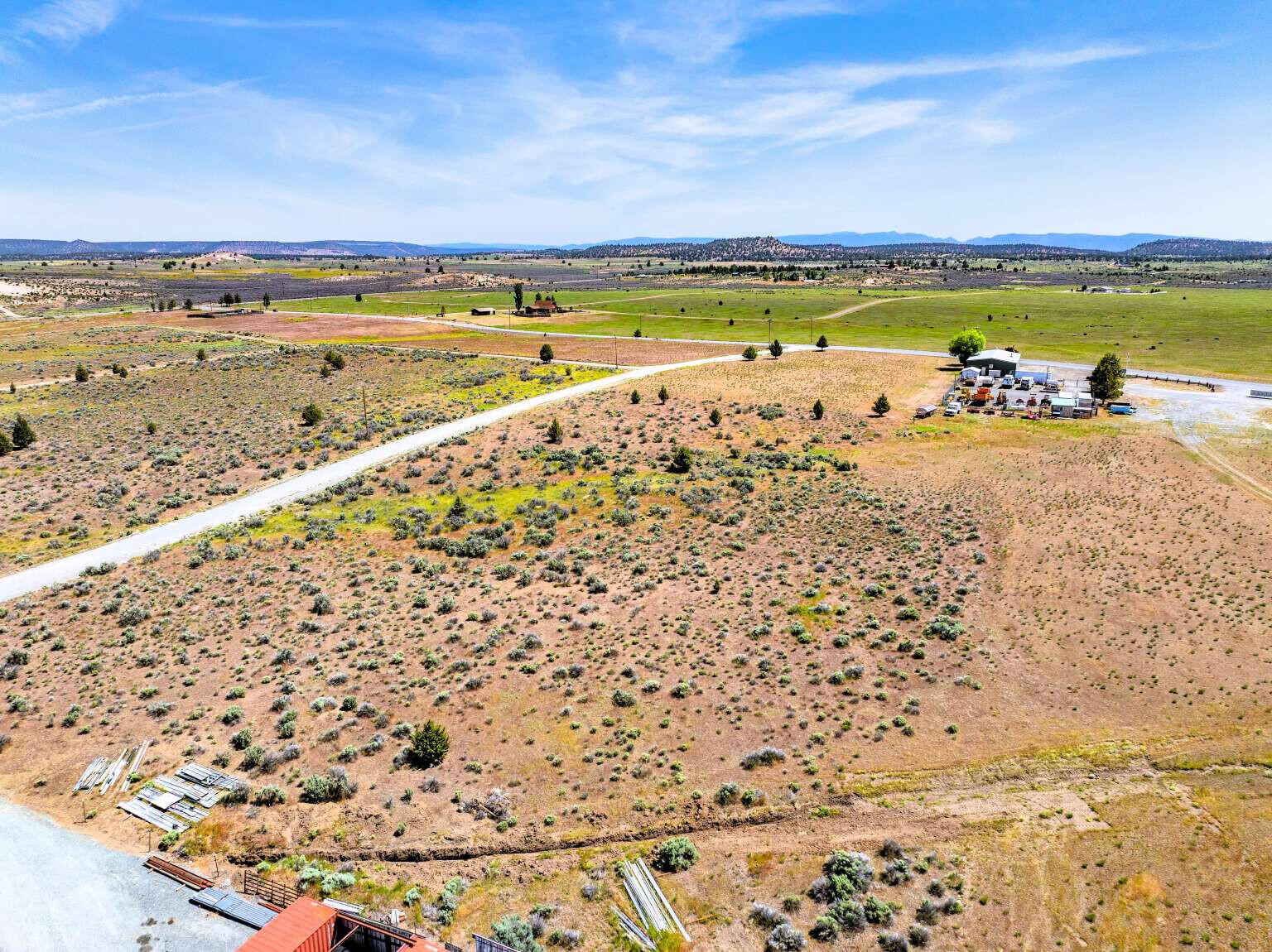 137 Drake Road Alturas, CA 96101 - Photo 9 of 16 a view of an ocean and beach