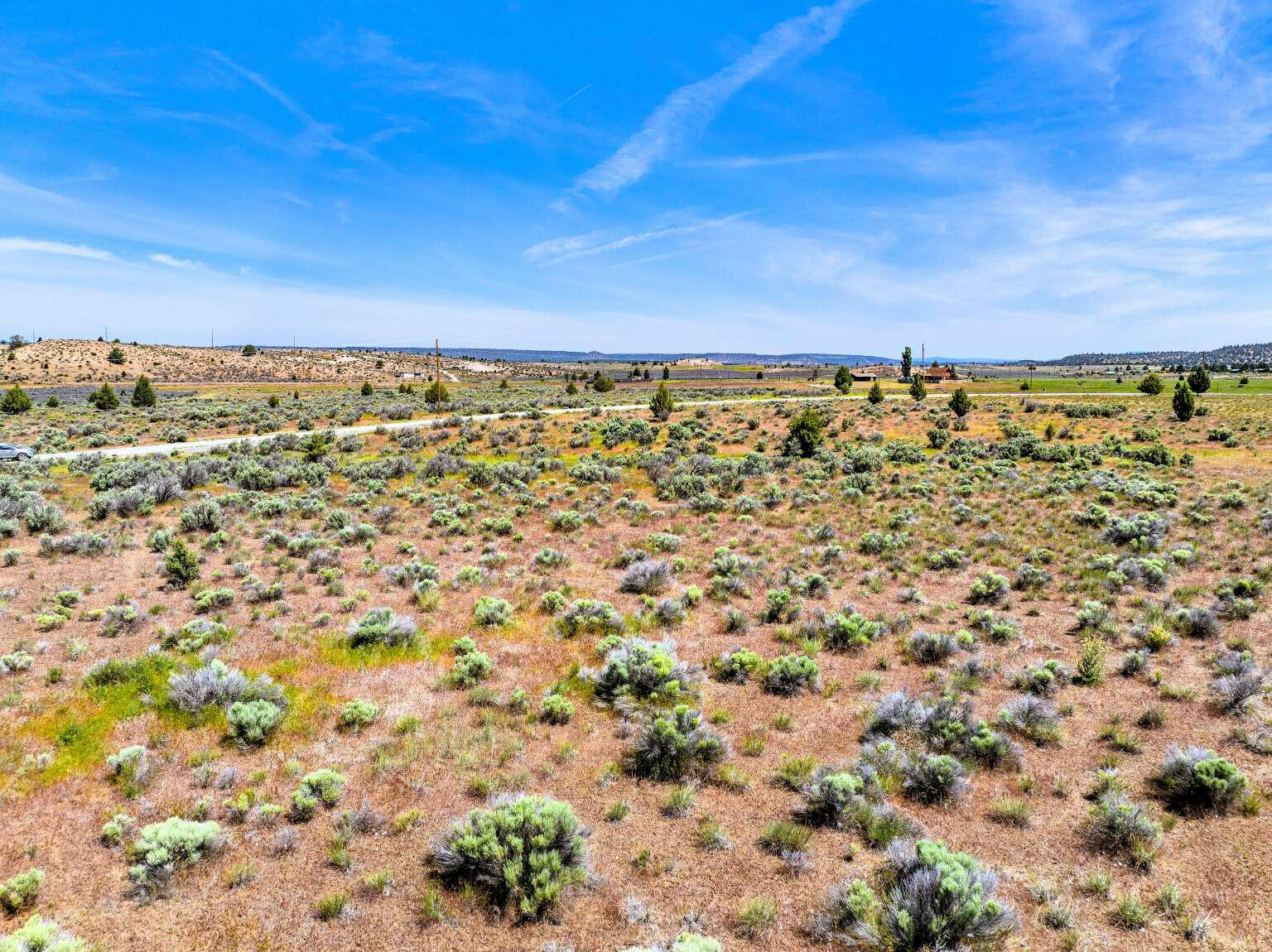 137 Drake Road Alturas, CA 96101 - Photo 10 of 16 a view of an outdoor space and a yard