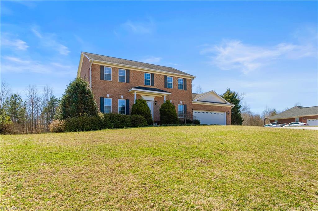 244 Laurel Ridge Lane Lexington, NC 27295 - Photo 3 of 41 Gallery Image 3