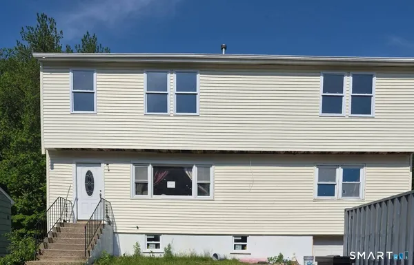 $745,000 | 24 Gaspee Road, Bridgeport, CT 06606