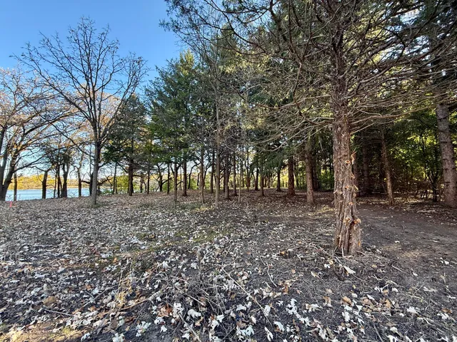 $249,999 | Lt2 Wolf Drive, Dousman, WI 53118